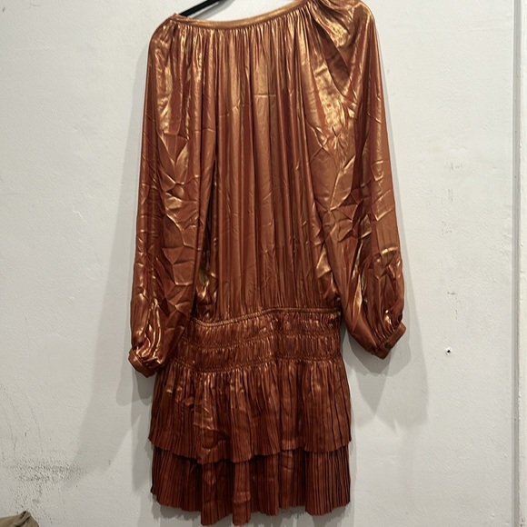 Current Air MINI DRESS metallic bronze pleated mini dress long sleeve small NWOT - Picture 10 of 11